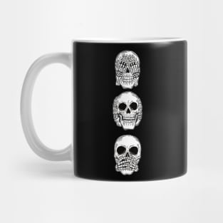 See no evil skull Mug